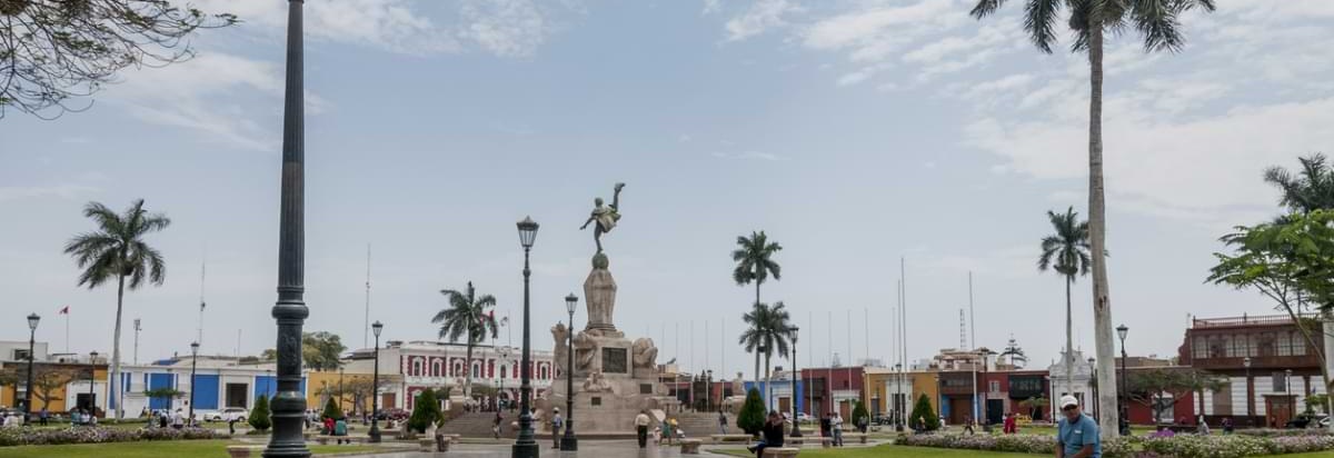 ¿Cómo es el clima en Trujillo y qué ventajas tiene vivir ahí?